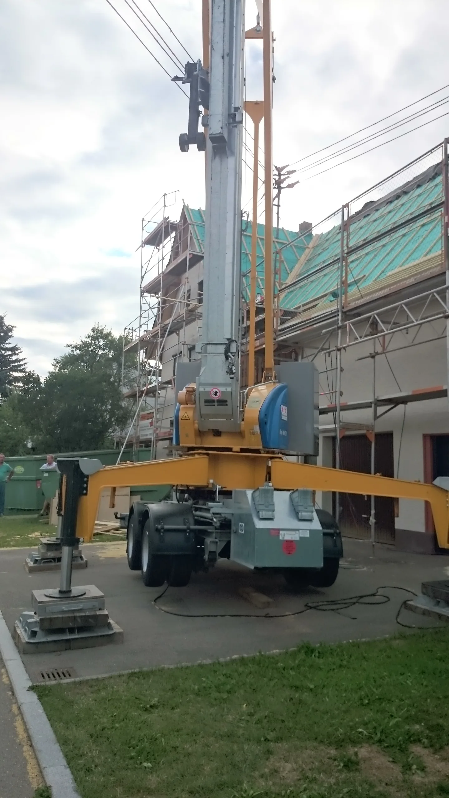 Potain Igo MA 21 Schnellmontagekran der Zimmerei Stier